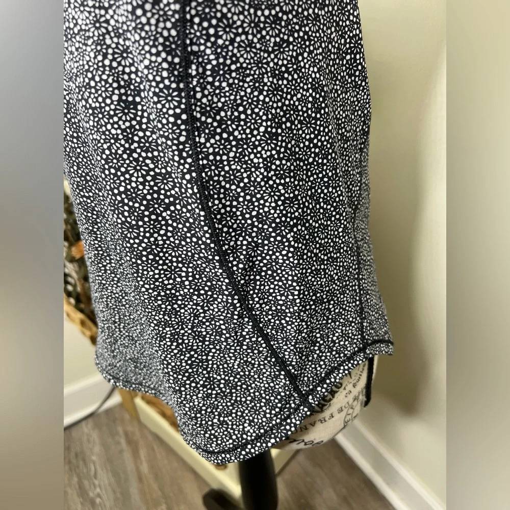 Lululemon Sculpt Tank (Freckle Flower Black White / Black)